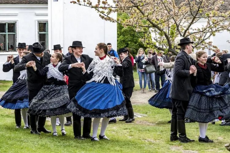 Felkerült a magyar csárdás az UNESCO kulturális örökség listájára 